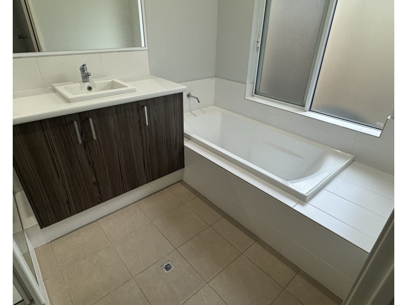 240 LANDSDALE ROAD, Landsdale WA 6065