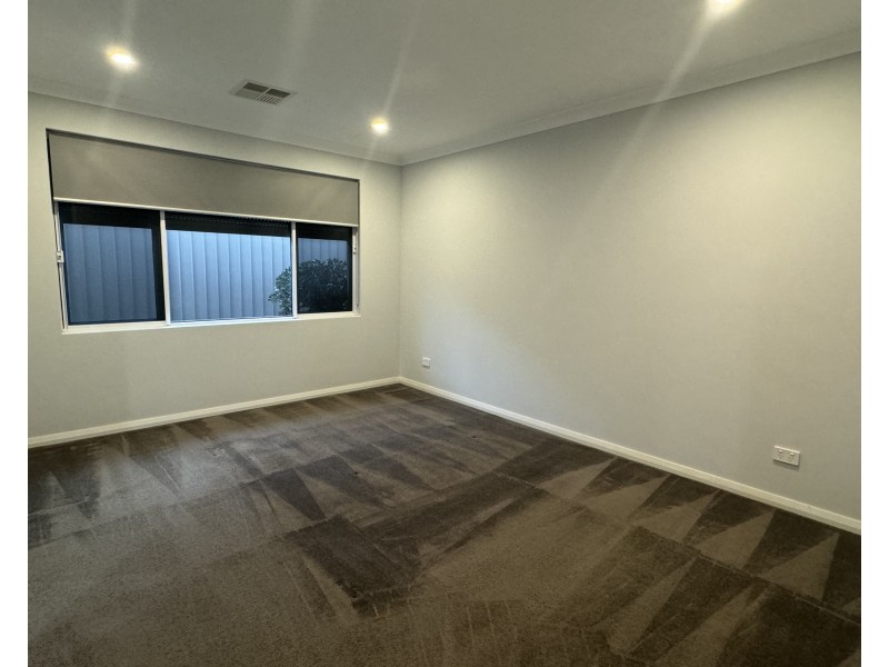 240 LANDSDALE ROAD, Landsdale WA 6065