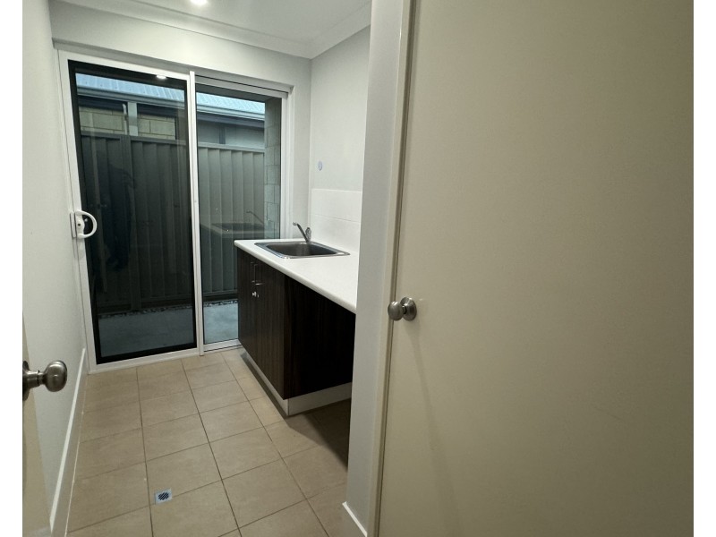 240 LANDSDALE ROAD, Landsdale WA 6065