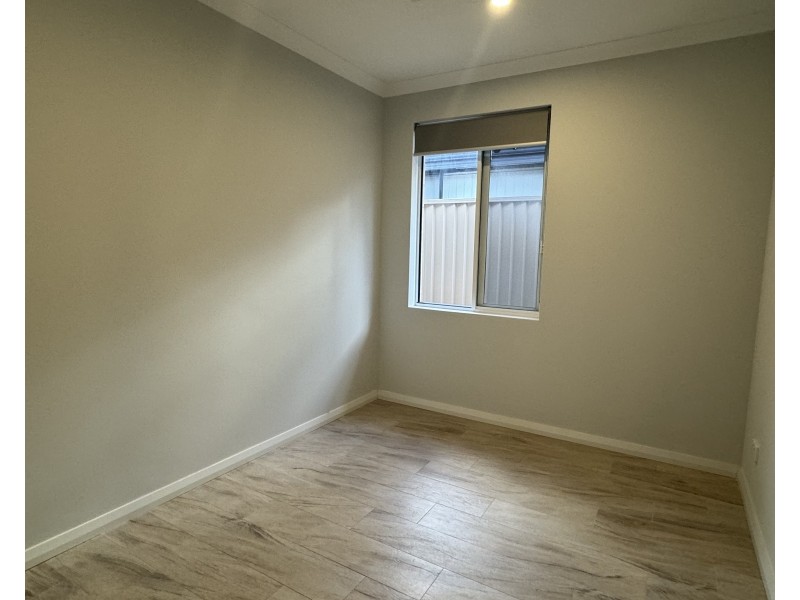 240 LANDSDALE ROAD, Landsdale WA 6065