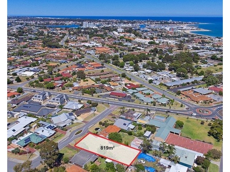 6 MORFITT STREET, Mandurah WA 6210