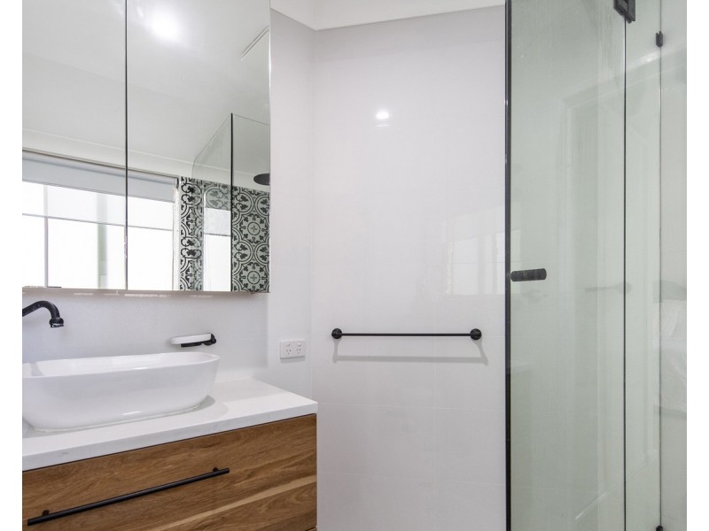 166 McLarty Road, Halls Head WA 6210