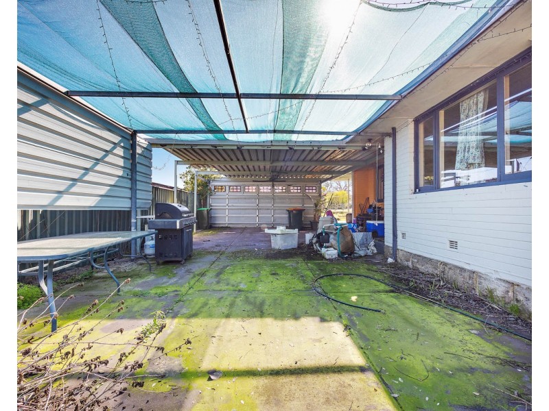 6 CHATAWAY ROAD, Girrawheen WA 6064