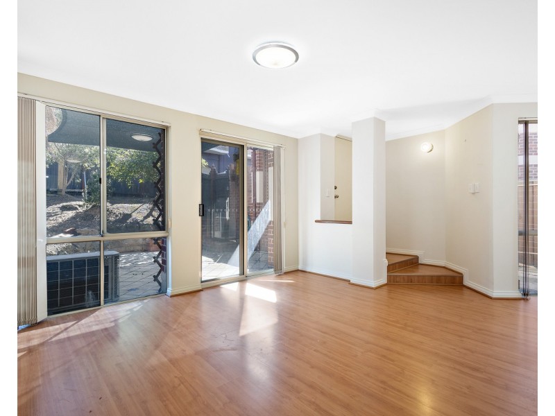 11/3 CONROY STREET, Maylands WA 6051