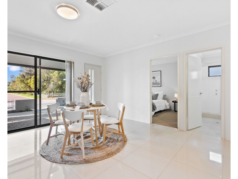 131 Bordeaux Lane, Ellenbrook WA 6069