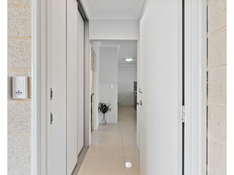 131 Bordeaux Lane, Ellenbrook WA 6069