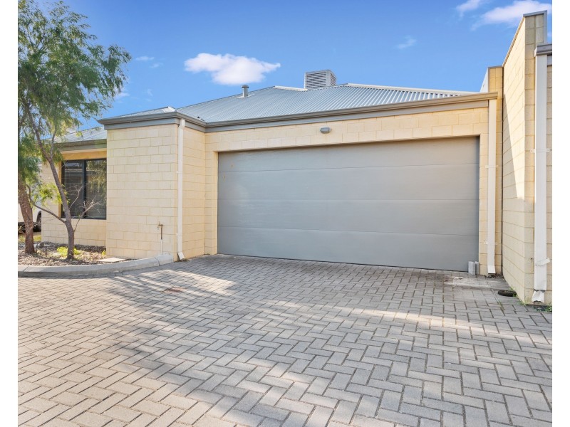 131 Bordeaux Lane, Ellenbrook WA 6069