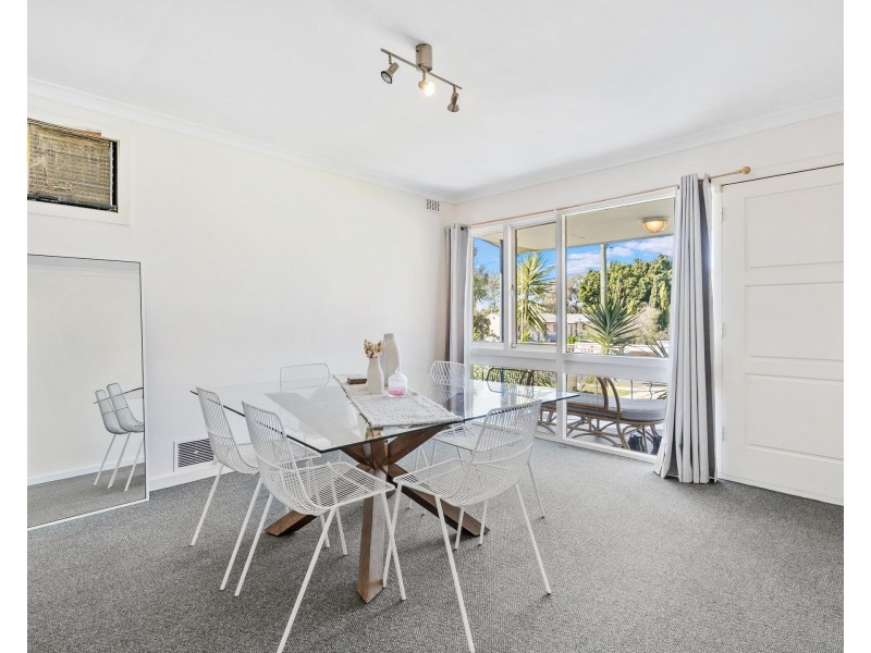 11 Casserley Avenue, Girrawheen WA 6064