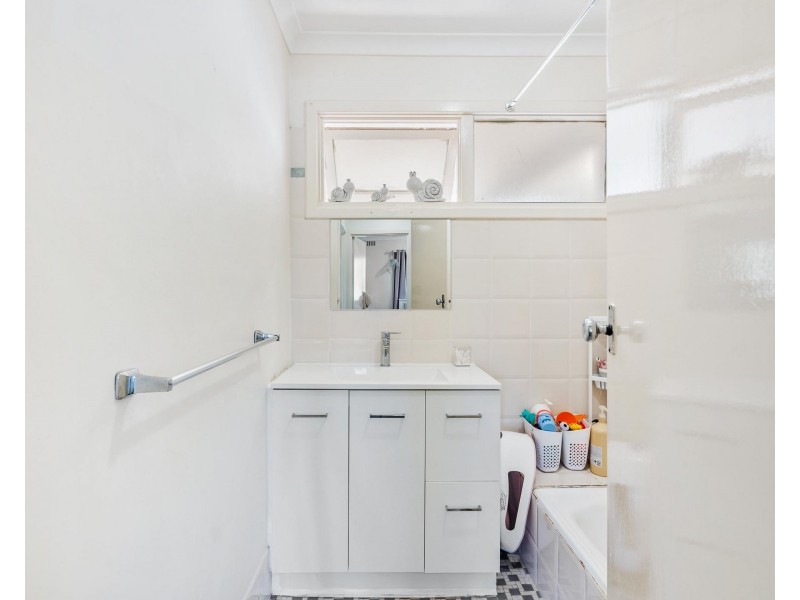 11 Casserley Avenue, Girrawheen WA 6064