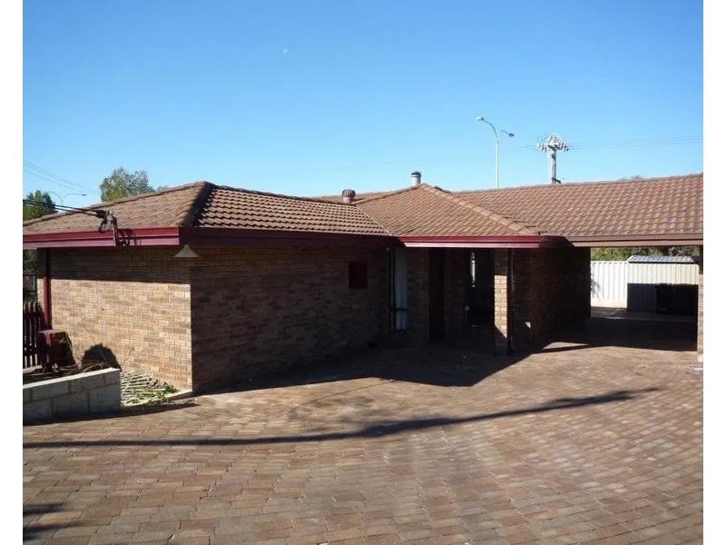 11 Donata Court, Willetton WA 6155