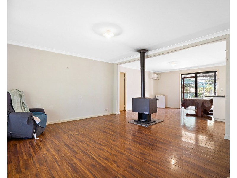18 MOONDYNE ROAD, Mokine WA 6401