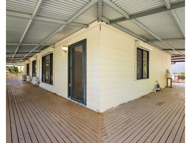 18 MOONDYNE ROAD, Mokine WA 6401