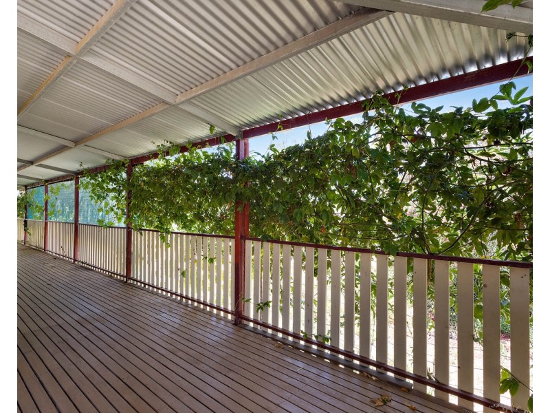 18 MOONDYNE ROAD, Mokine WA 6401