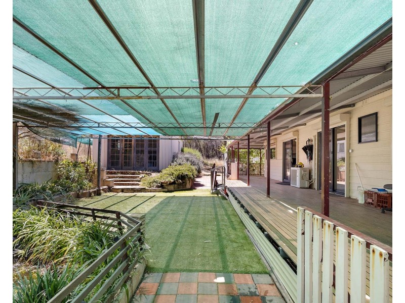 18 MOONDYNE ROAD, Mokine WA 6401