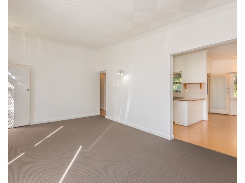 15 Dupre Lane, Lathlain WA 6100