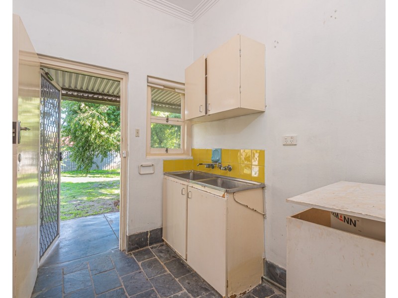 15 Dupre Lane, Lathlain WA 6100