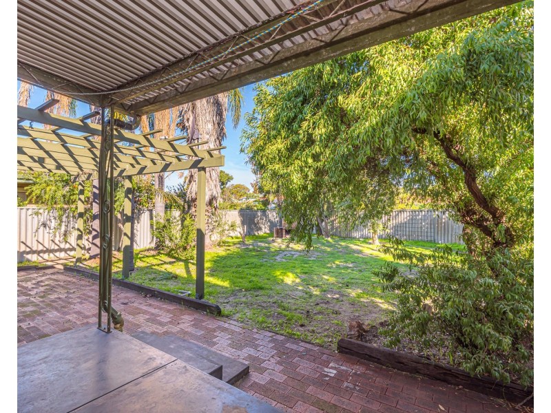 15 Dupre Lane, Lathlain WA 6100