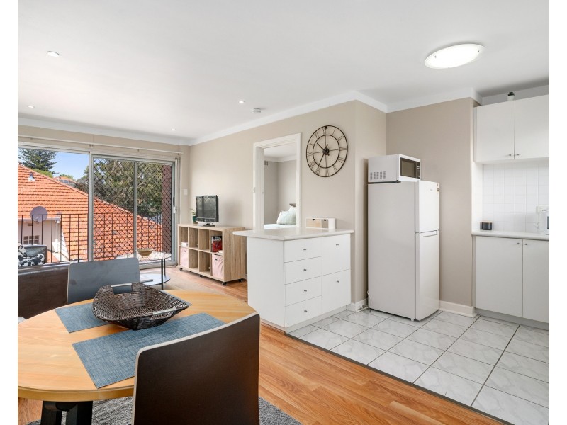 13/15 Longroyd Street, Mount Lawley WA 6050