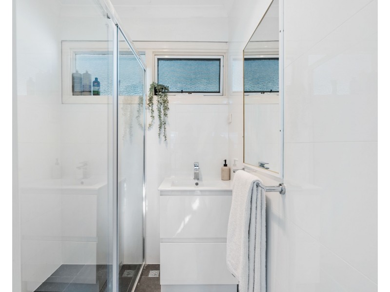 13D Shalford Way, Girrawheen WA 6064