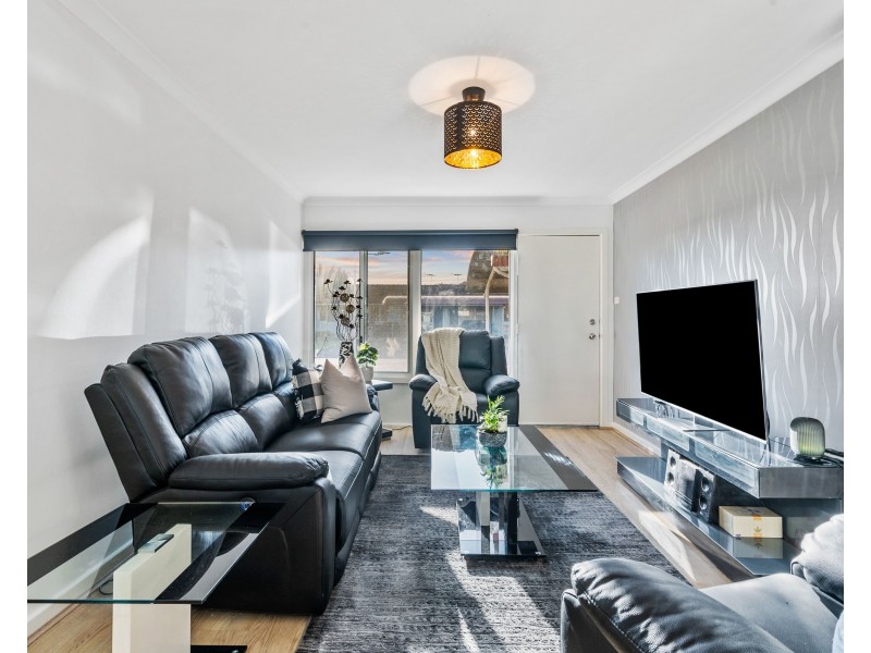 13D Shalford Way, Girrawheen WA 6064