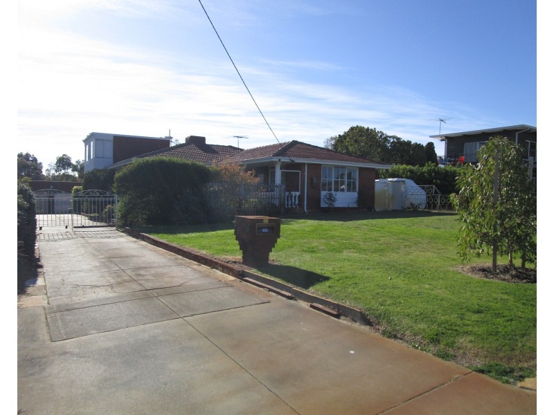 23 Wincanton Road, Karrinyup WA 6018