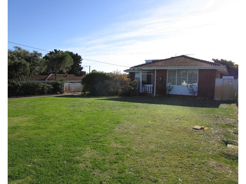 23 Wincanton Road, Karrinyup WA 6018