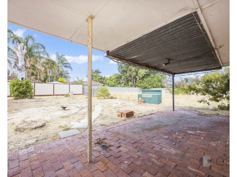 39 Connell Way, Girrawheen WA 6064