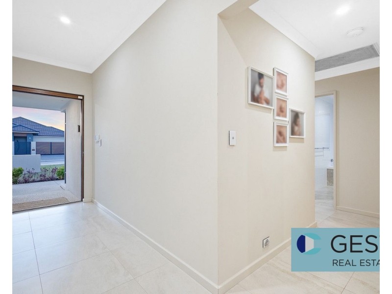 7 Mela Way, Landsdale WA 6065