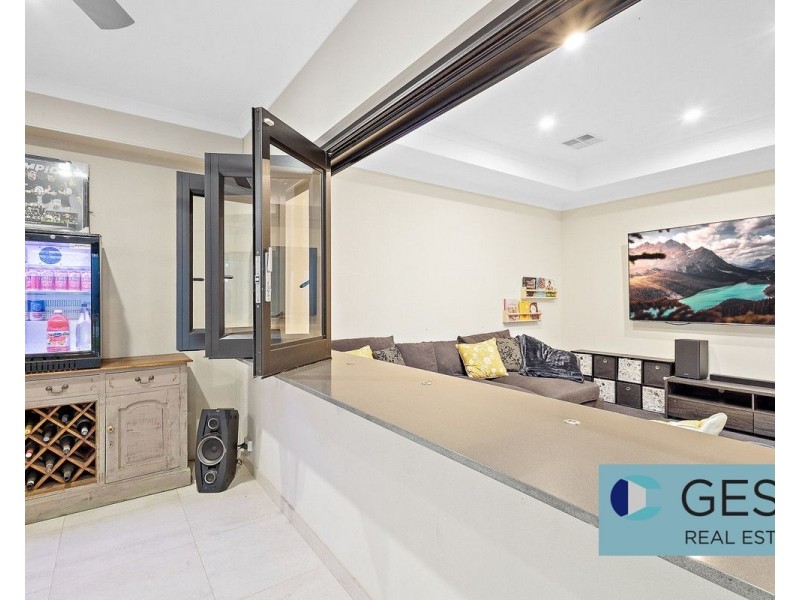 7 Mela Way, Landsdale WA 6065