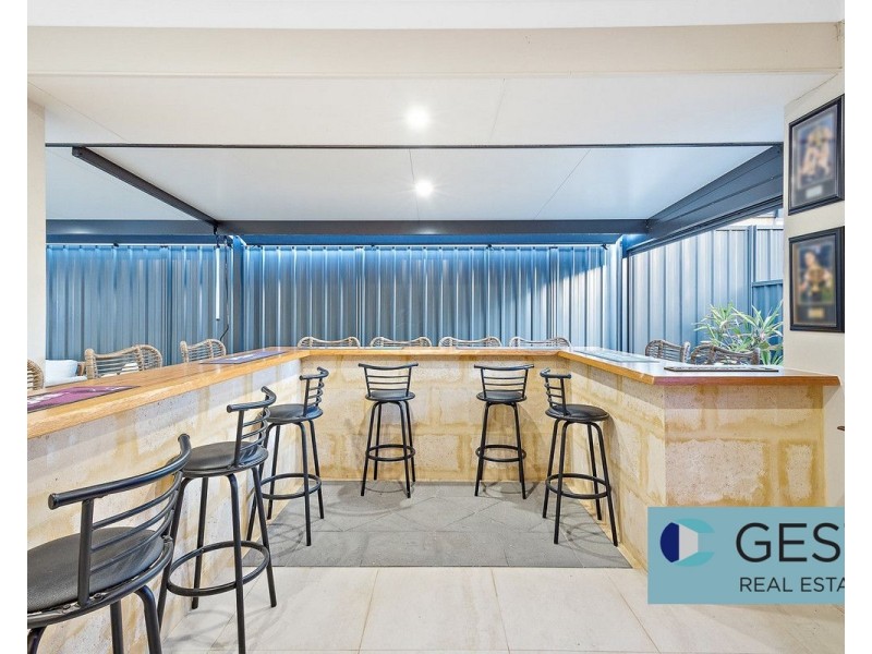 7 Mela Way, Landsdale WA 6065