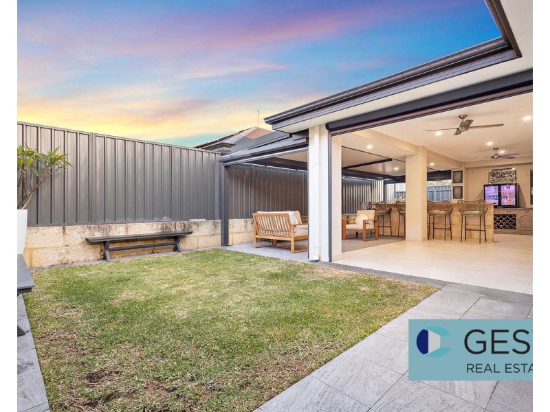 7 Mela Way, Landsdale WA 6065