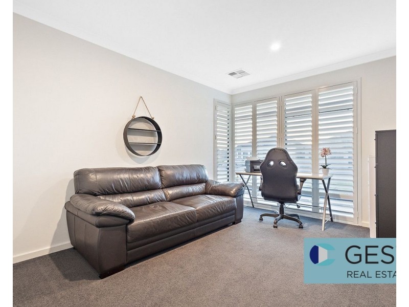 7 Mela Way, Landsdale WA 6065