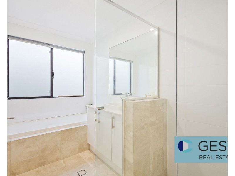 7 Mela Way, Landsdale WA 6065