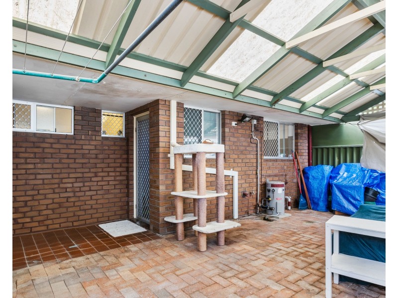 2/104 King William Street, Bayswater WA 6053