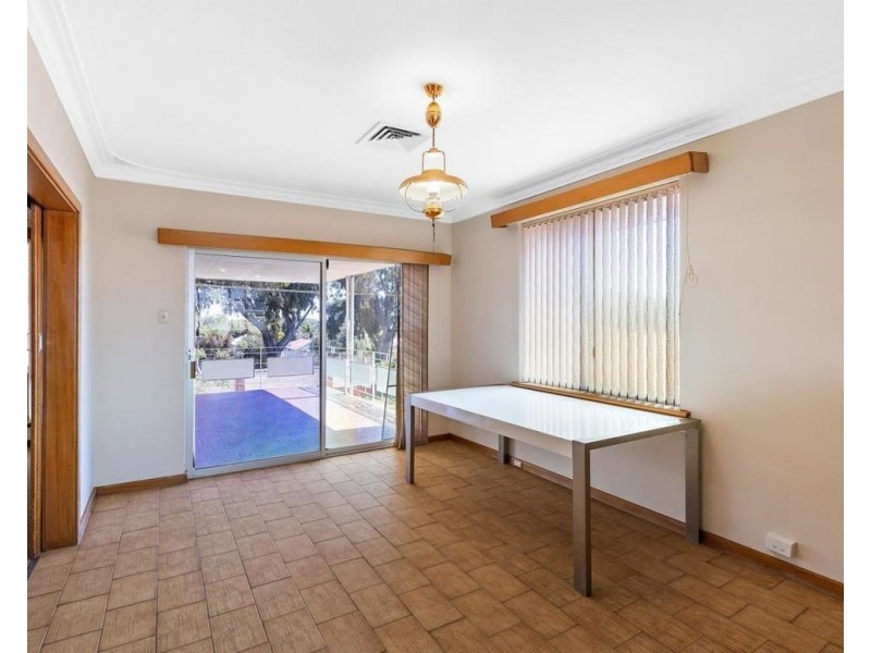 29 Denver Avenue, Madeley WA 6065