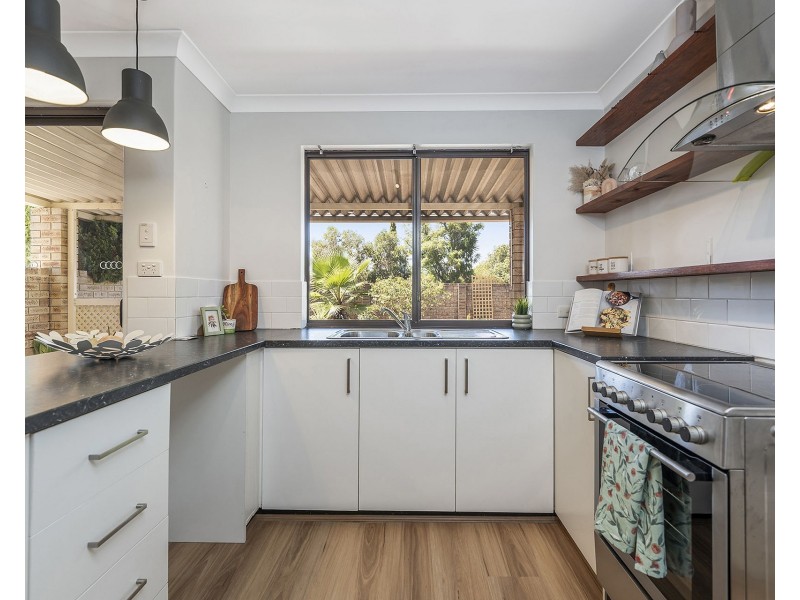 Unit 1/35-37 Waverley Street, Dianella WA 6059