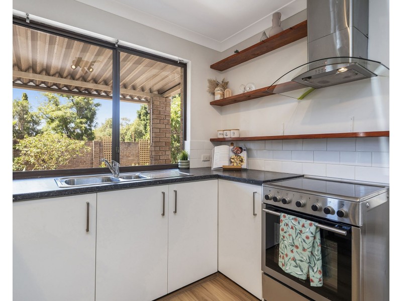 Unit 1/35-37 Waverley Street, Dianella WA 6059