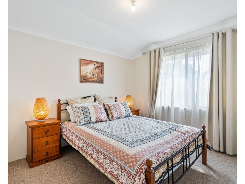 24 Nirimba Close, South Guildford WA 6055