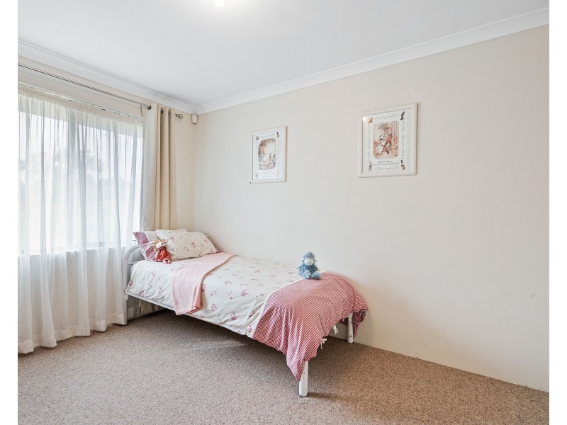 24 Nirimba Close, South Guildford WA 6055