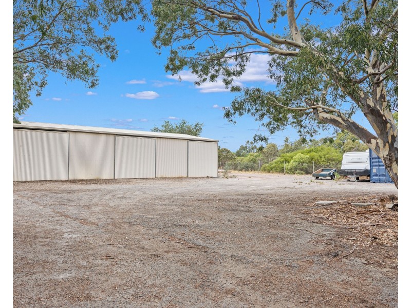 24 Nirimba Close, South Guildford WA 6055