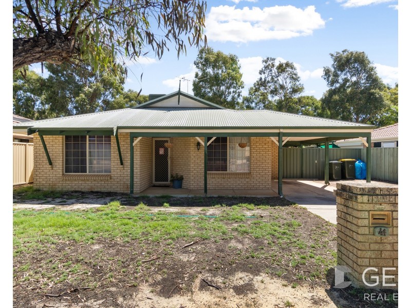 41 Kangaroo Entrance, Stratton WA 6056
