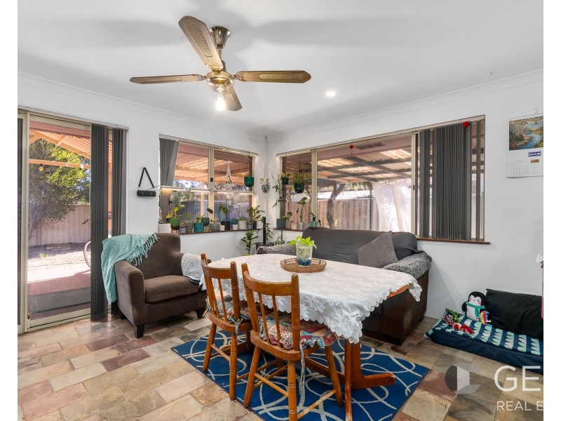 41 Kangaroo Entrance, Stratton WA 6056