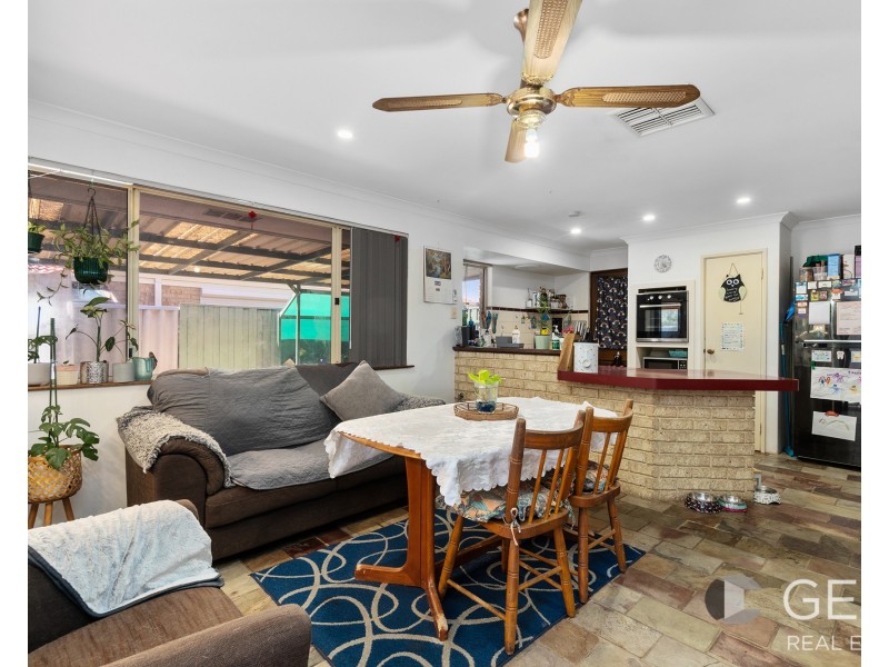 41 Kangaroo Entrance, Stratton WA 6056