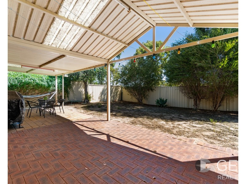 41 Kangaroo Entrance, Stratton WA 6056