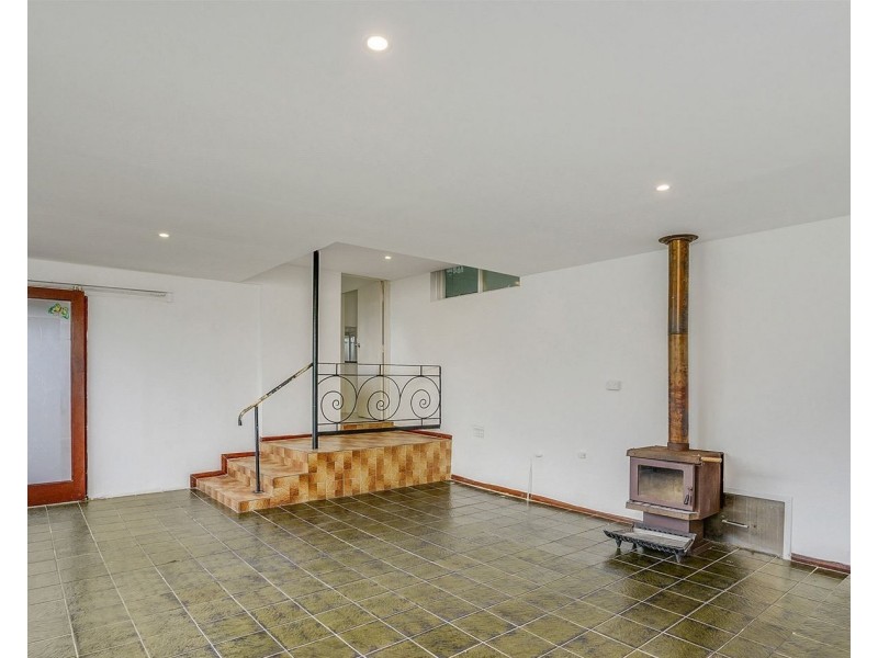 36 Morgan Way, Girrawheen WA 6064