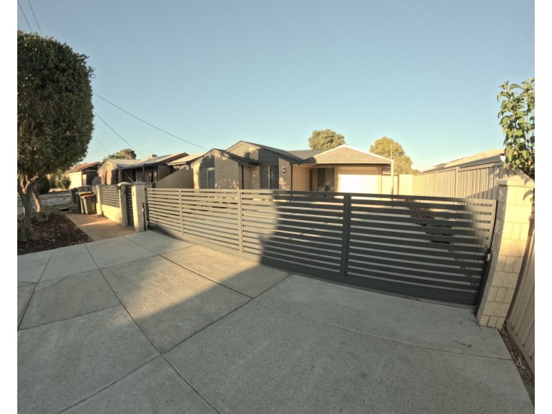 4 Giles Place, Mirrabooka WA 6061