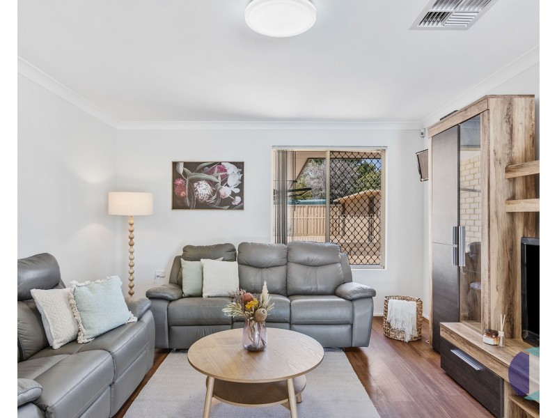 4 Giles Place, Mirrabooka WA 6061