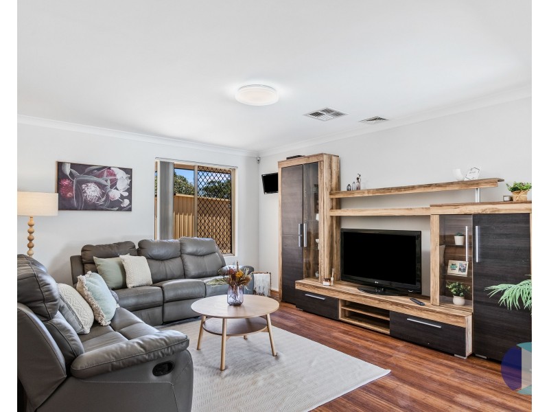 4 Giles Place, Mirrabooka WA 6061