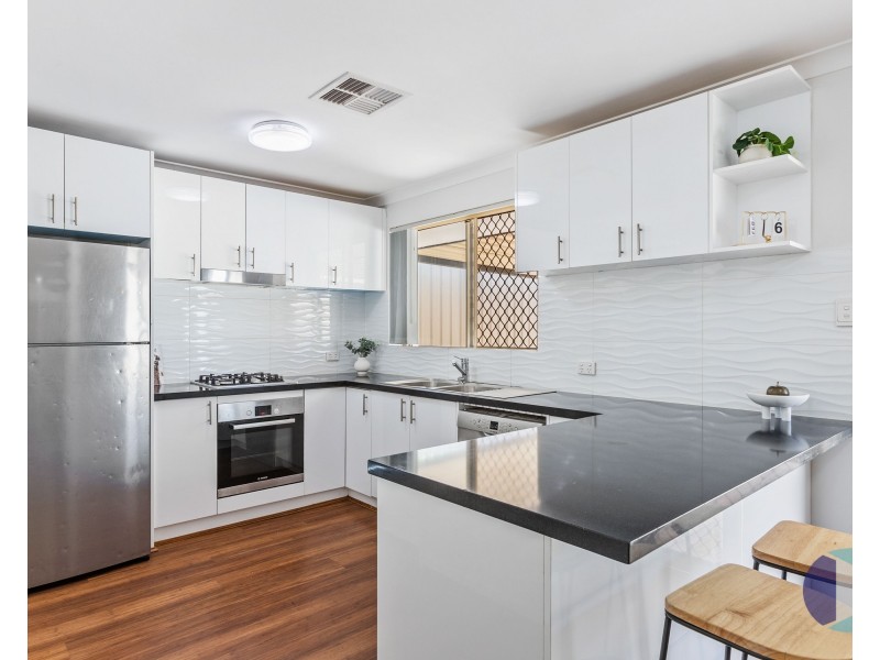 4 Giles Place, Mirrabooka WA 6061