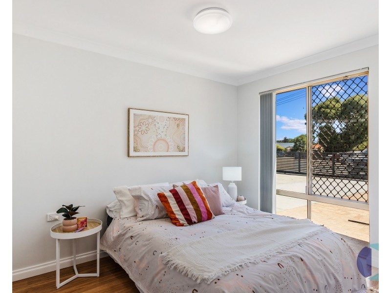 4 Giles Place, Mirrabooka WA 6061